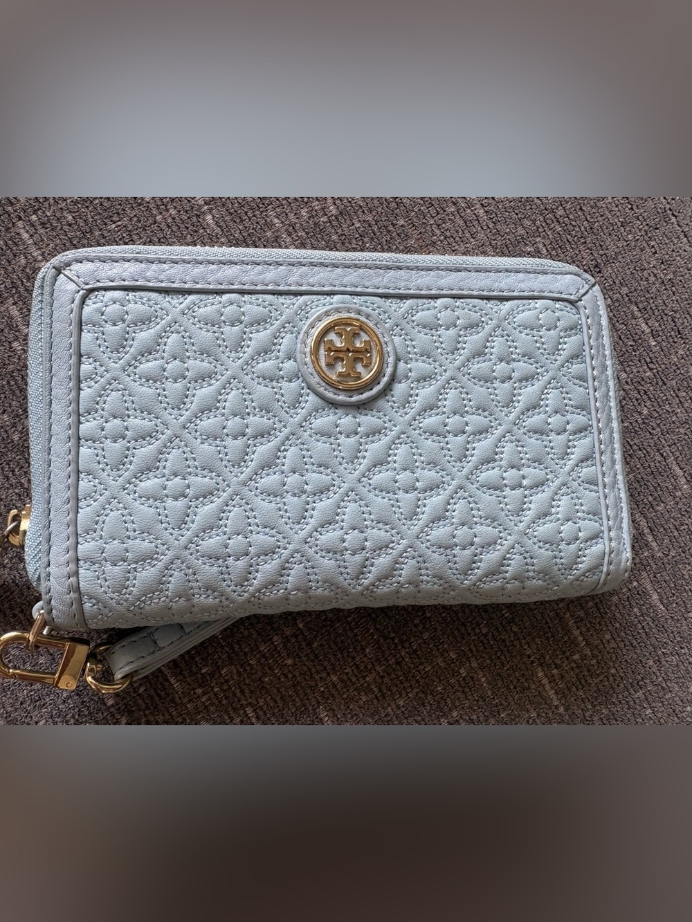 Tory Burch Outlet Quilted Pale Blue Leather Wallet with Gold Logo